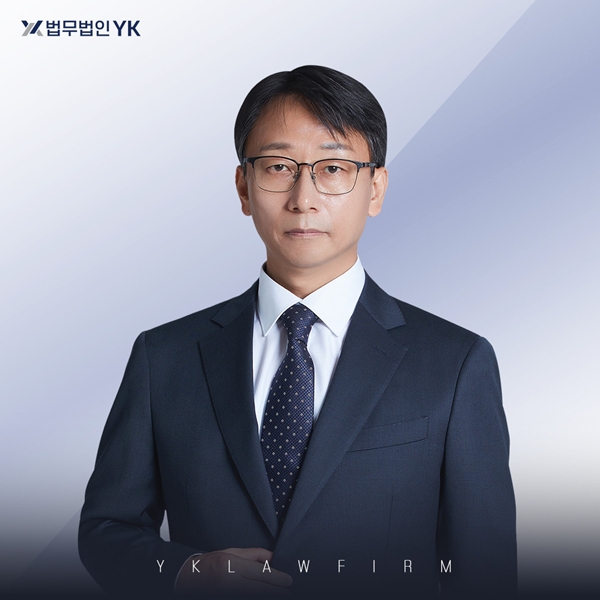 부장검사역임 천기홍변호사